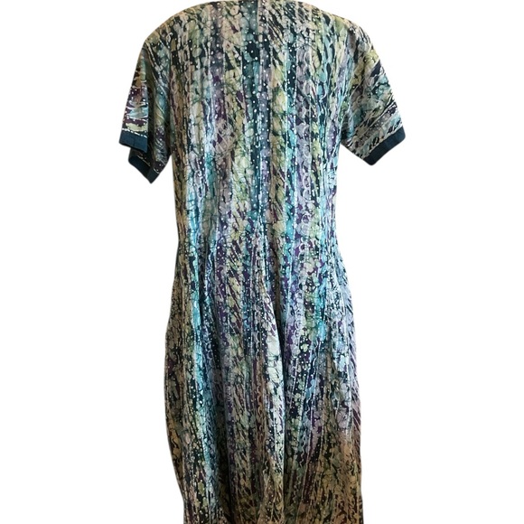 Spirit of courage NNAMDI IBENAGU dress - Picture 6 of 8